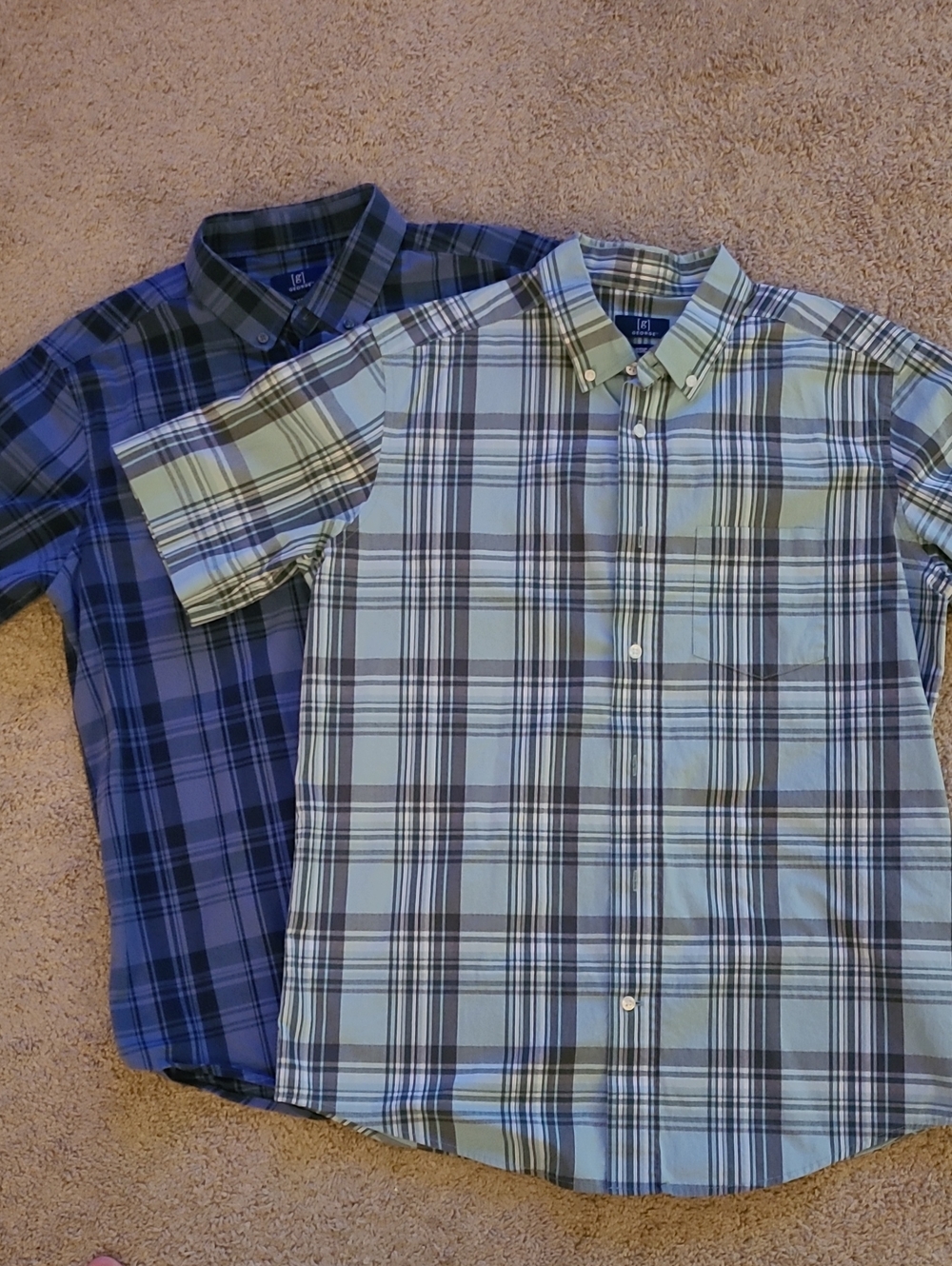 Men’s Short-Sleeve Plaid Button-Down Shirt in Light Blue and Navy - 2